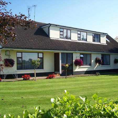 Hillview House Hotel Lusk Exterior photo